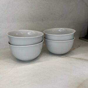 Pottery Barn Great White Cereal Bowls - set of 4